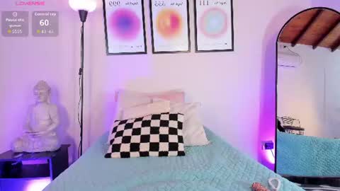 Snapshot of sofi_vega77 chatting on July 6, 12:13 pm Sofi Vega online show from July 6, 12:13 pm
