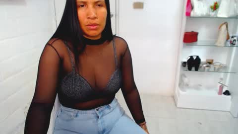 Snapshot of sofia13vene chatting on October 12, 12:04 pm sofia vene  online show from October 12, 12:04 pm