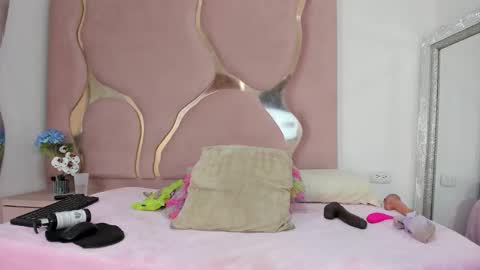 SOFIA online show from March 13, 9:21 pm