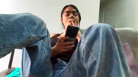 Snapshot of sofia_20_20 chatting on December 22, 8:28 pm Sofia online show from December 22, 8:28 pm