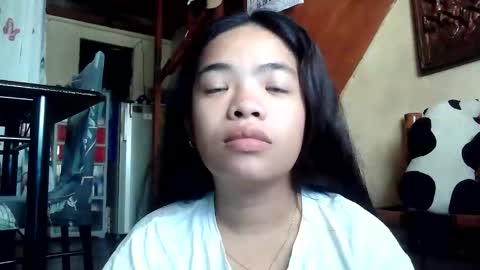 Snapshot of sofia_587145 chatting on June 7, 11:52 pm sofia_587145 online show from June 7, 11:52 pm