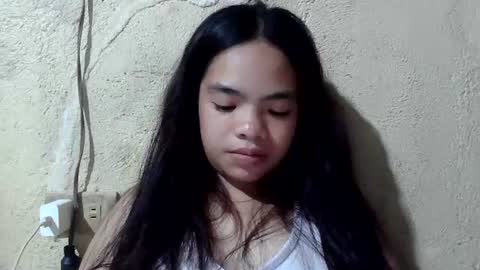 Snapshot of sofia_587145 chatting on July 8, 3:05 pm sofia_587145 online show from July 8, 3:05 pm