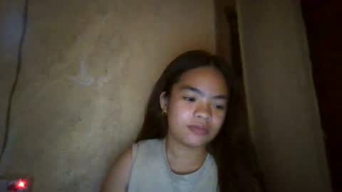Snapshot of sofia_587145 chatting on July 11, 12:02 am sofia_587145 online show from July 11, 12:02 am