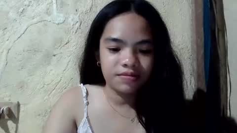 Snapshot of sofia_587145 chatting on July 12, 3:03 pm sofia_587145 online show from July 12, 3:03 pm