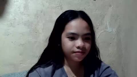 Snapshot of sofia_587145 chatting on July 27, 10:22 am sofia_587145 online show from July 27, 10:22 am