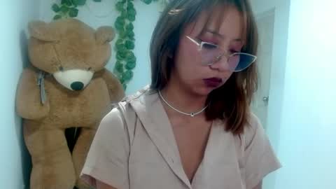 sofia_762254 online show from May 4, 8:49 pm