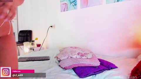 Snapshot of sofia__lujan chatting on December 4, 11:30 am call me L U  online show from December 4, 11:30 am