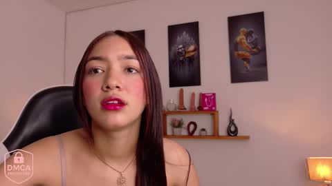 sofia_arango1107 online show from November 10, 6:40 pm