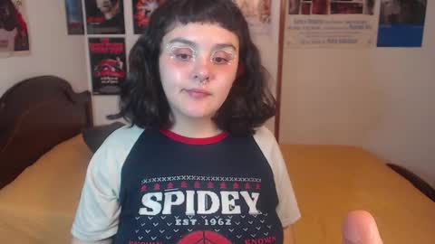 Snapshot of sofia_coolle chatting on December 7, 11:23 pm Sofi online show from December 7, 11:23 pm