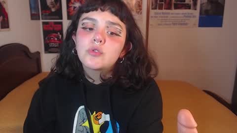Snapshot of sofia_coolle chatting on January 17, 4:49 am Sofi online show from January 17, 4:49 am