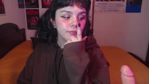 Snapshot of sofia_coolle chatting on March 1, 1:11 am Sofi online show from March 1, 1:11 am