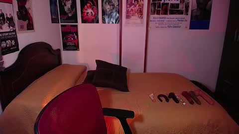 Snapshot of sofia_coolle chatting on October 2, 11:45 pm Sofi online show from October 2, 11:45 pm