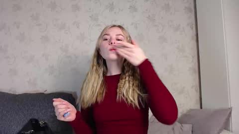 Sofia here online show from February 10, 12:15 am