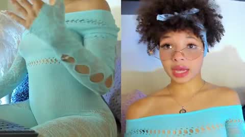 Snapshot of sofia_kay_ chatting on April 27, 10:19 pm S O F I A online show from April 27, 10:19 pm