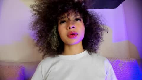 Snapshot of sofia_kay_ chatting on May 6, 8:36 pm S O F I A online show from May 6, 8:36 pm