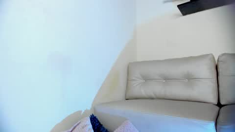 Snapshot of sofia_kay_ chatting on May 29, 9:13 pm S O F I A online show from May 29, 9:13 pm