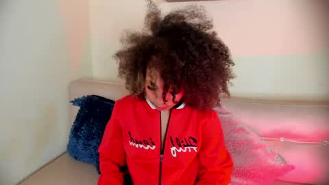 Snapshot of sofia_kay_ chatting on June 8, 7:03 pm S O F I A online show from June 8, 7:03 pm