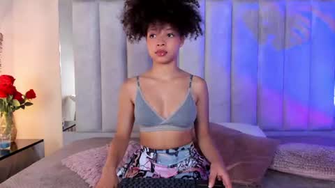 Snapshot of sofia_kay_ chatting on July 16, 8:26 pm S O F I A online show from July 16, 8:26 pm
