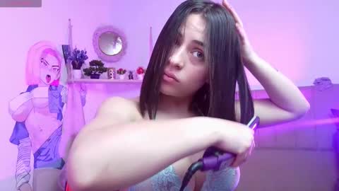 sofia_lara28 online show from November 19, 1:22 pm