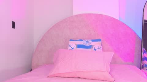 Sofia online show from November 28, 3:20 am