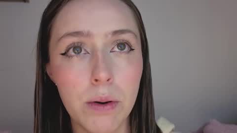 Snapshot of sofia_palacios_ chatting on November 4, 3:49 am online show from November 4, 3:49 am