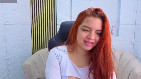 sofia_red_cn online show from June 19, 1:37 pm