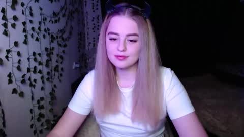 sofia_rosemary online show from March 6, 5:11 pm
