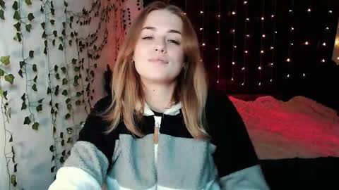 sofia_rosemary online show from October 5, 12:47 pm
