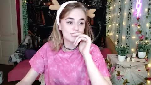 sofia_rosemary online show from February 25, 12:26 pm