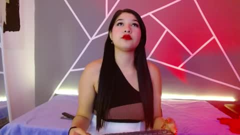 Snapshot of sofia_rosse2 chatting on May 13, 10:06 pm sofia online show from May 13, 10:06 pm