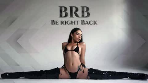 Snapshot of sofia_rousse_ chatting on February 27, 7:47 pm online show from February 27, 7:47 pm