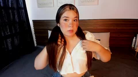 Sofia online show from May 20, 6:03 pm