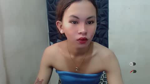 Snapshot of sofia_sweetheart18 chatting on October 21, 1:17 am sofia_sweetheart18 online show from October 21, 1:17 am