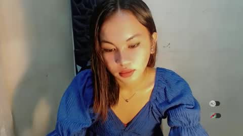 sofia_sweetheart18 online show from November 30, 11:31 pm