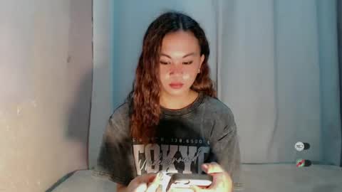 sofia_sweetheart18 online show from June 19, 9:40 pm