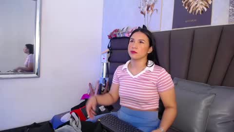      online show from May 19, 11:16 am