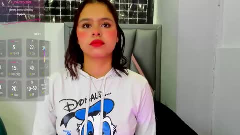 Sofa online show from November 20, 1:11 pm