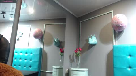 Sofa online show from February 14, 11:10 am