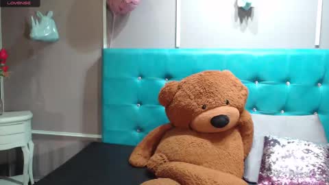 Sofa online show from March 10, 10:59 am