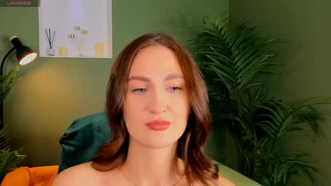 Snapshot of sofiaa_blake chatting on March 27, 7:25 am Sofia online show from March 27, 7:25 am