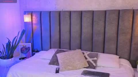 Sofi online show from January 11, 12:32 pm