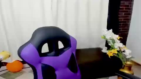 sofia online show from February 15, 10:10 pm