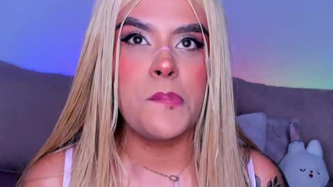 Sofi cortes626 Ig online show from April 7, 5:30 am