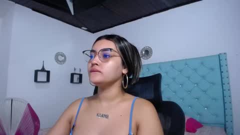 Snapshot of sofiaasexy19 chatting on April 18, 12:20 pm Sofia online show from April 18, 12:20 pm