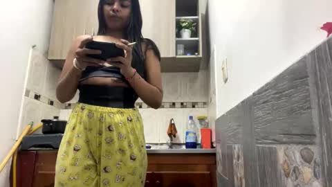 Snapshot of sofiacandy17 chatting on January 10, 9:42 pm Danna Sofia online show from January 10, 9:42 pm