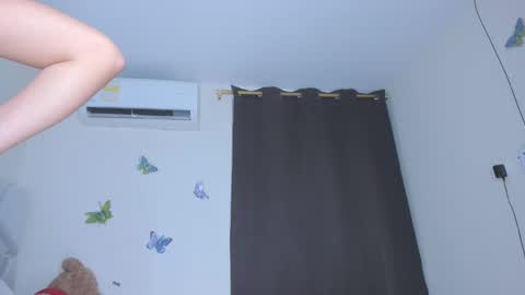 sofiacastillo01 online show from March 5, 1:18 pm