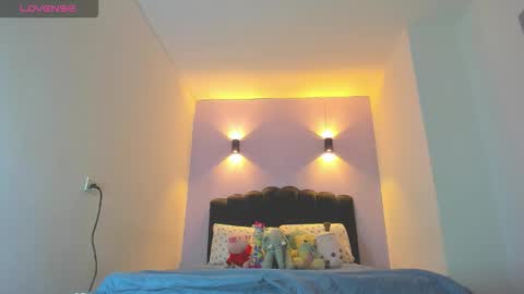 Snapshot of sofiaclaus_19 chatting on November 9, 2:21 am Sofia online show from November 9, 2:21 am