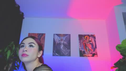 Snapshot of sofialeenss chatting on December 21, 1:13 am Sofia online show from December 21, 1:13 am