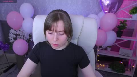 Snapshot of sofialuxuryy chatting on February 22, 9:46 pm SofiaLuxuryy online show from February 22, 9:46 pm