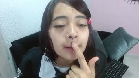sofiasexygirl69 online show from June 16, 12:30 pm